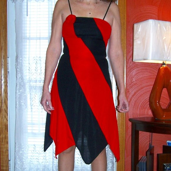 SEXY FREDERICKS OF HOLLYWOOD BLACK AND RED ASYMMETRICAL SPAGHETTI STRAP DRESS - Picture 8 of 8